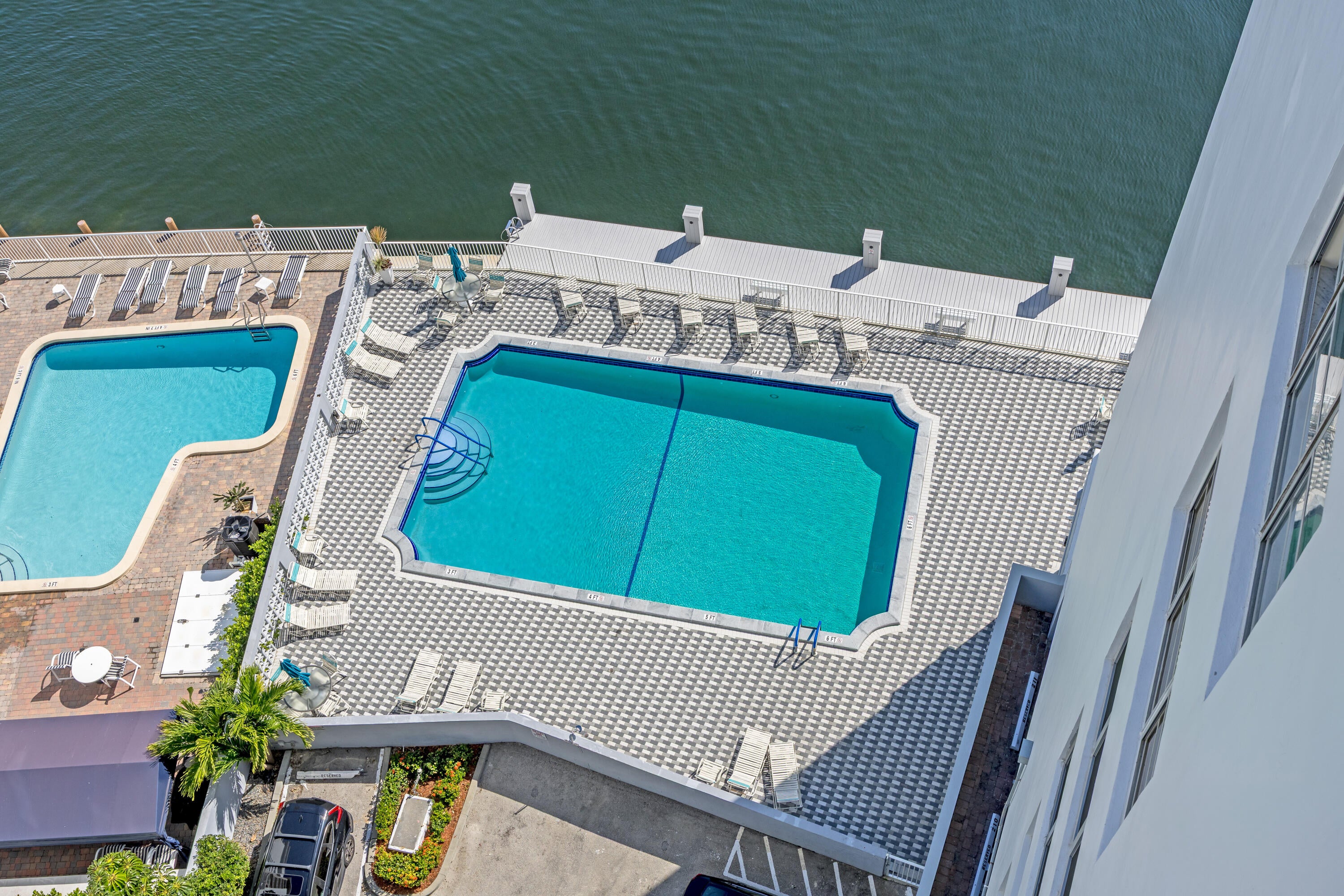 137 Golden Isles Drive 1001