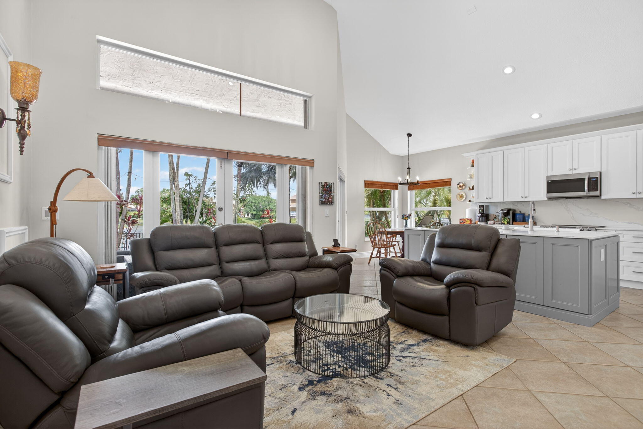 PARKLAND ISLES - Residential