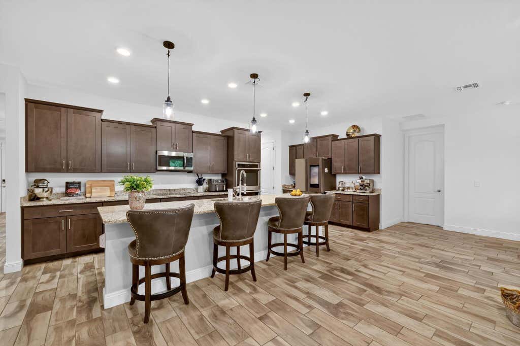Photo of 1902 SW Glendale Street, Port Saint Lucie, FL 34987 (MLS # R11127372)