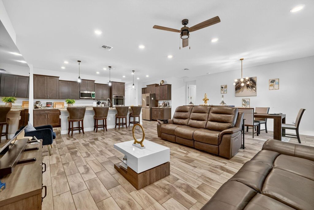 Photo of 1902 SW Glendale Street, Port Saint Lucie, FL 34987 (MLS # R11127372)