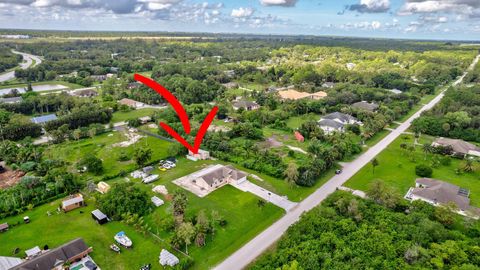 A home in Loxahatchee