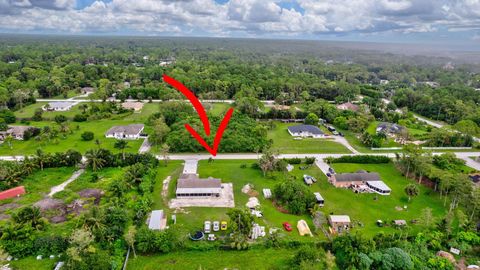 A home in Loxahatchee