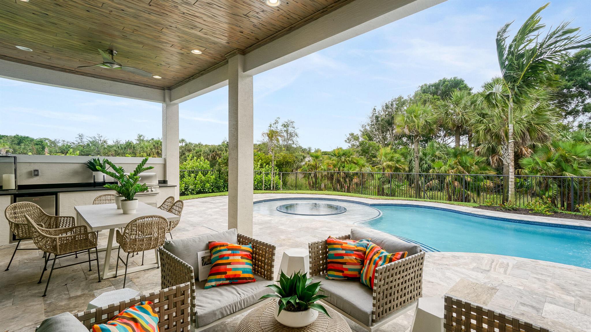 ARTISTRY - Residential