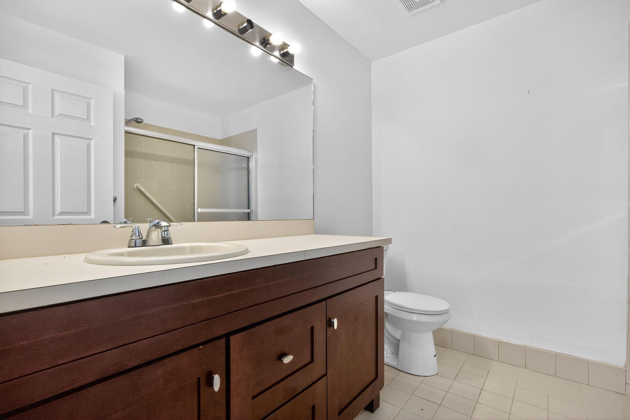 FLORAL LAKES PH 3 AND 4 - Residential