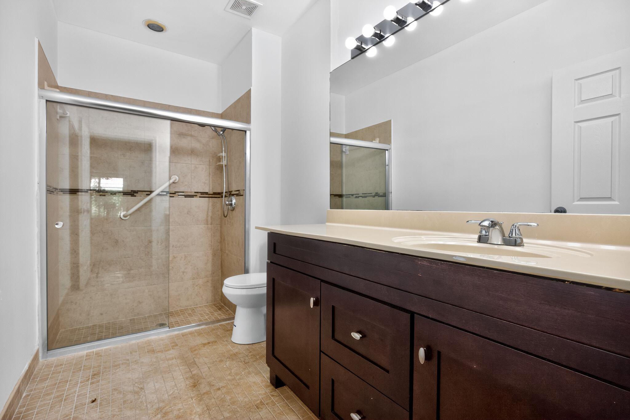 FLORAL LAKES PH 3 AND 4 - Residential