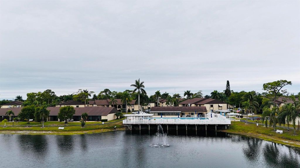 Photo of 435 Pine Glen Lane #D-2, Greenacres, FL 33463 (MLS # R11112003)