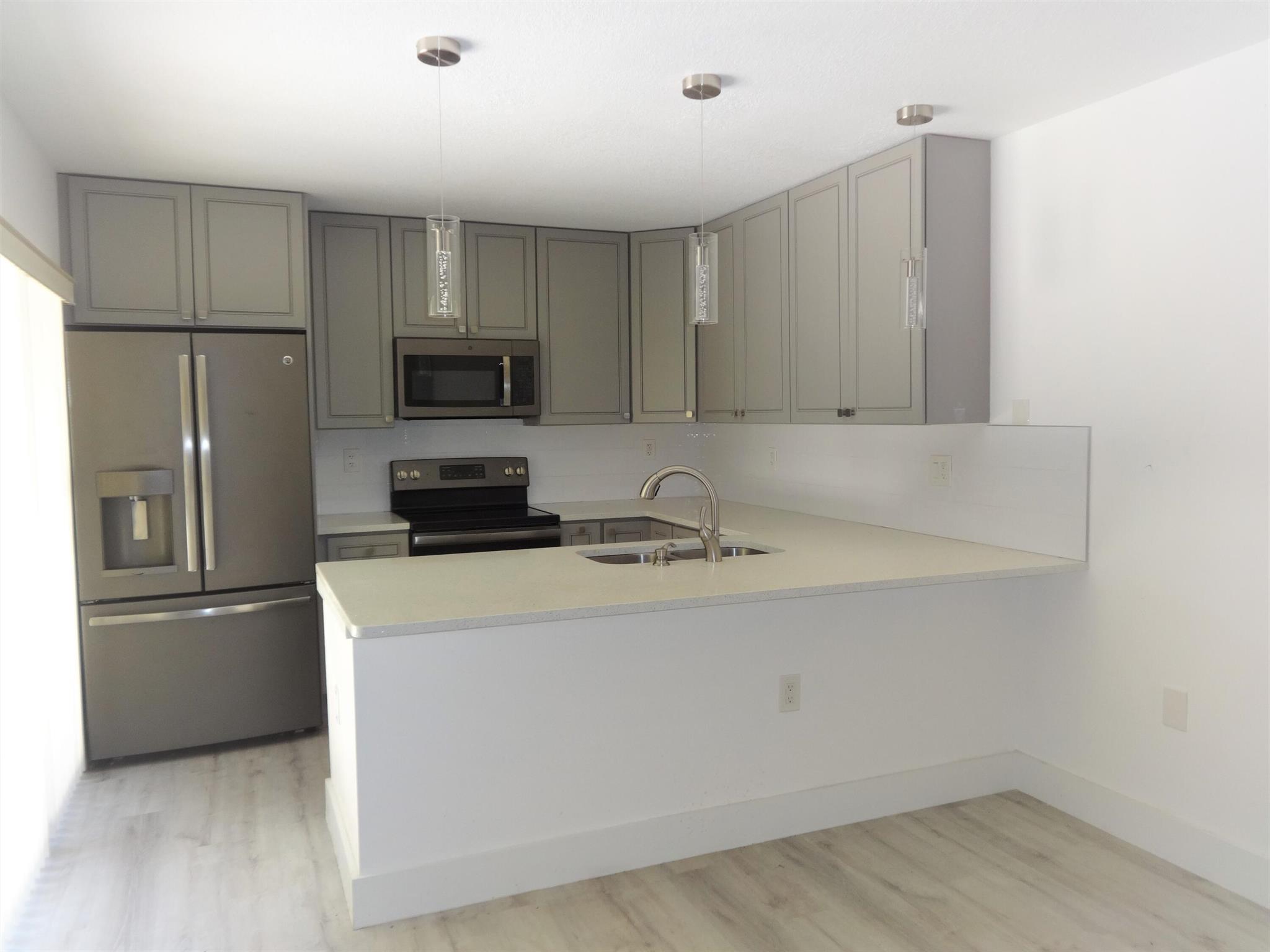 View photos, virtual tours, details... 3068 30th Court