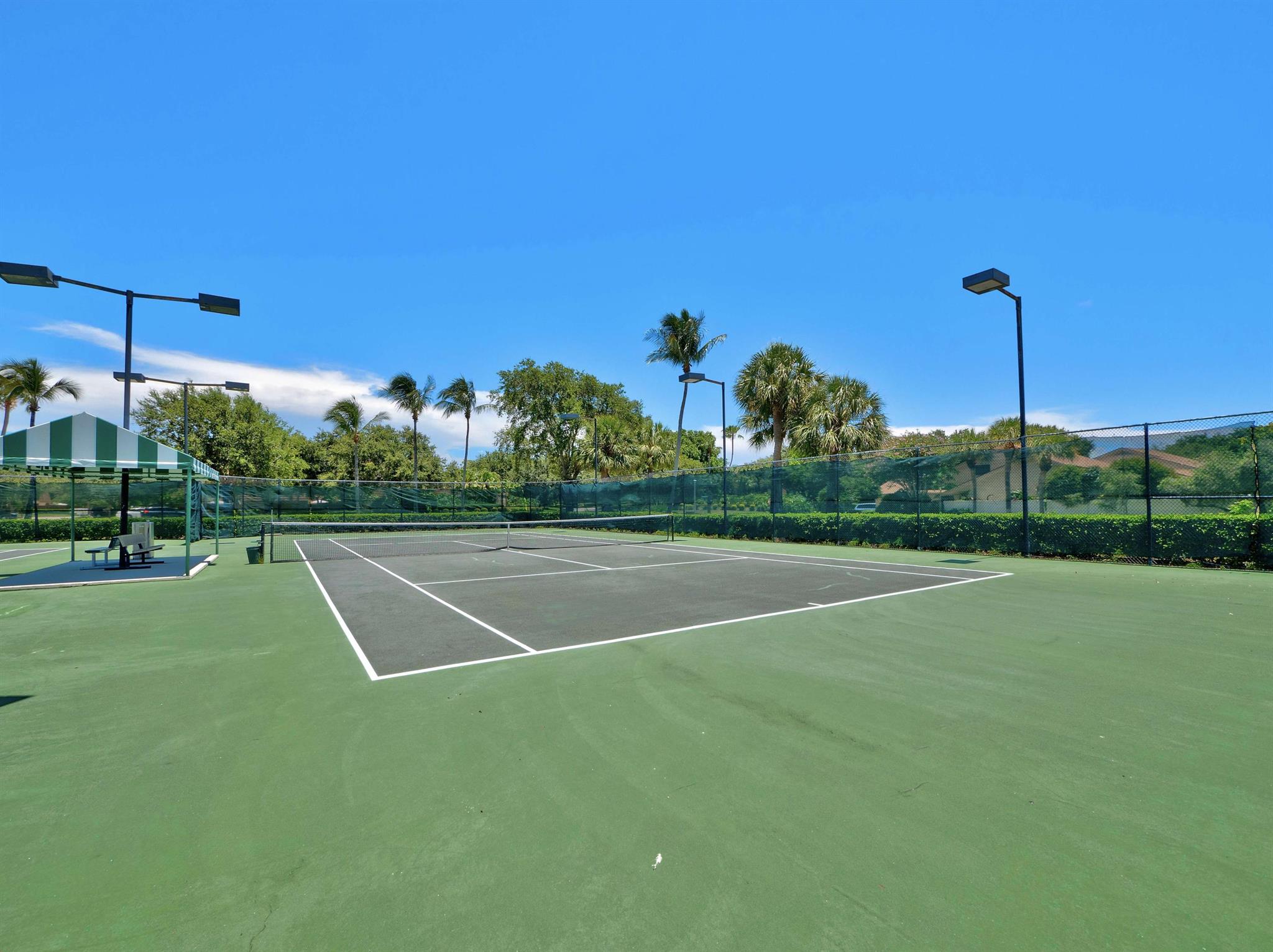 RIVER - Residential Lease