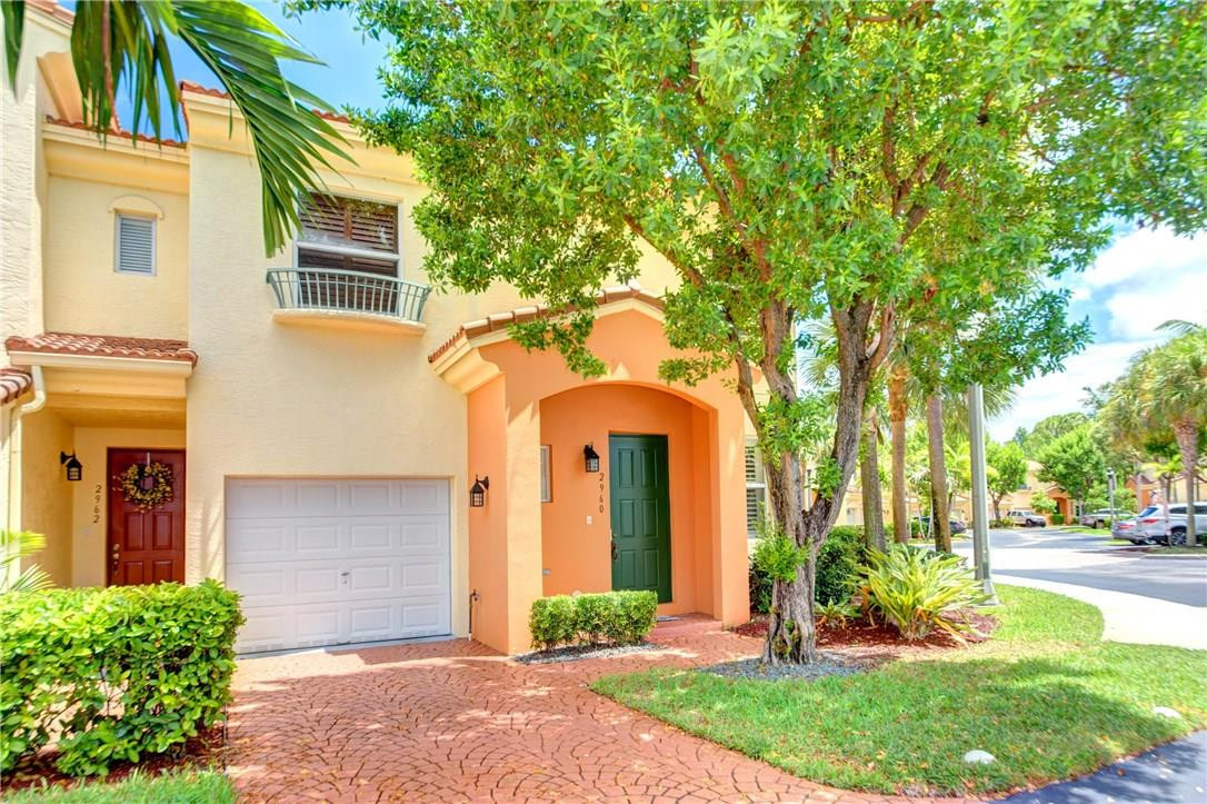 Arbor Green Townhomes - Residential