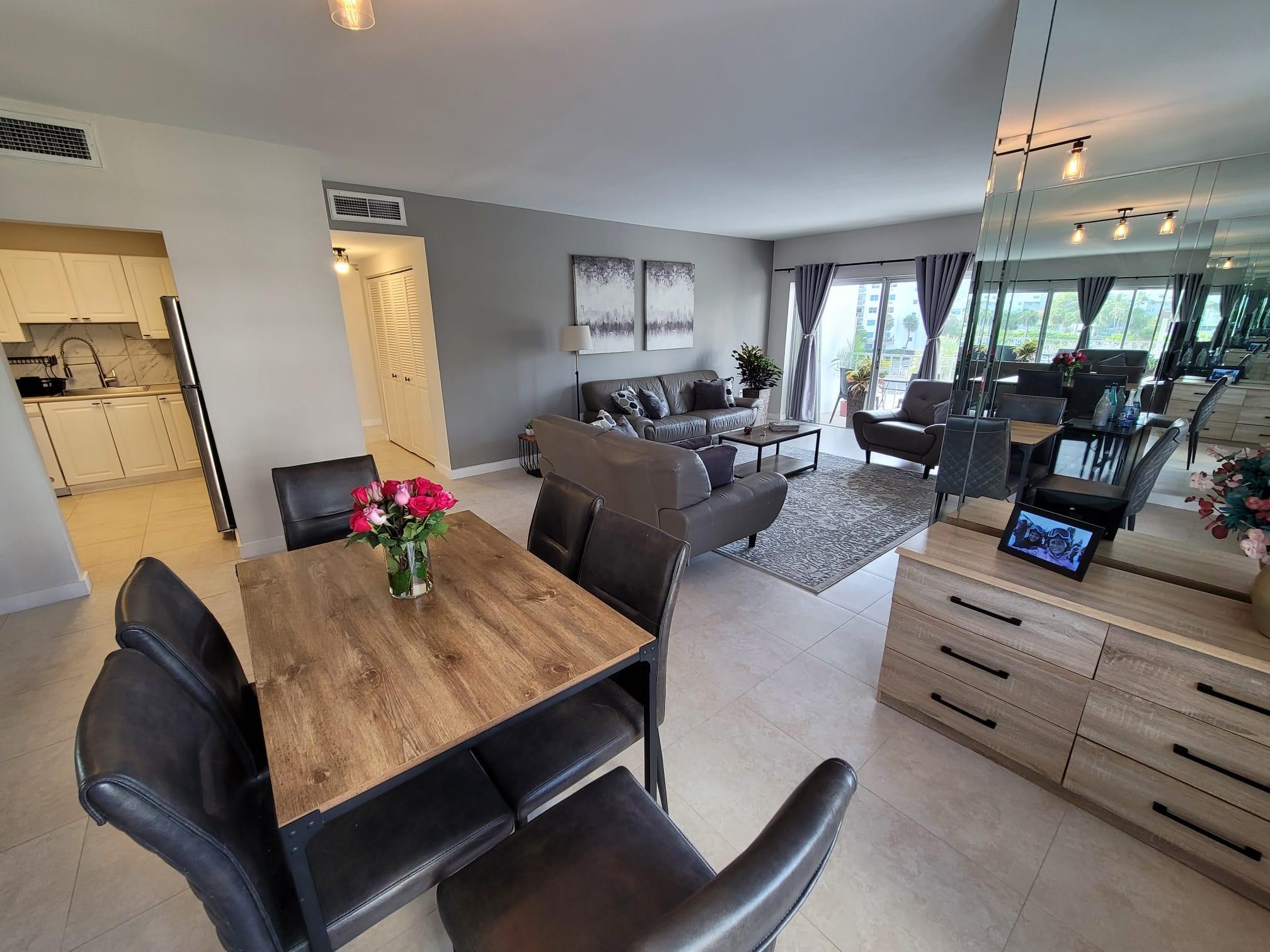 ARLEN HOUSE WEST CONDO - Residential