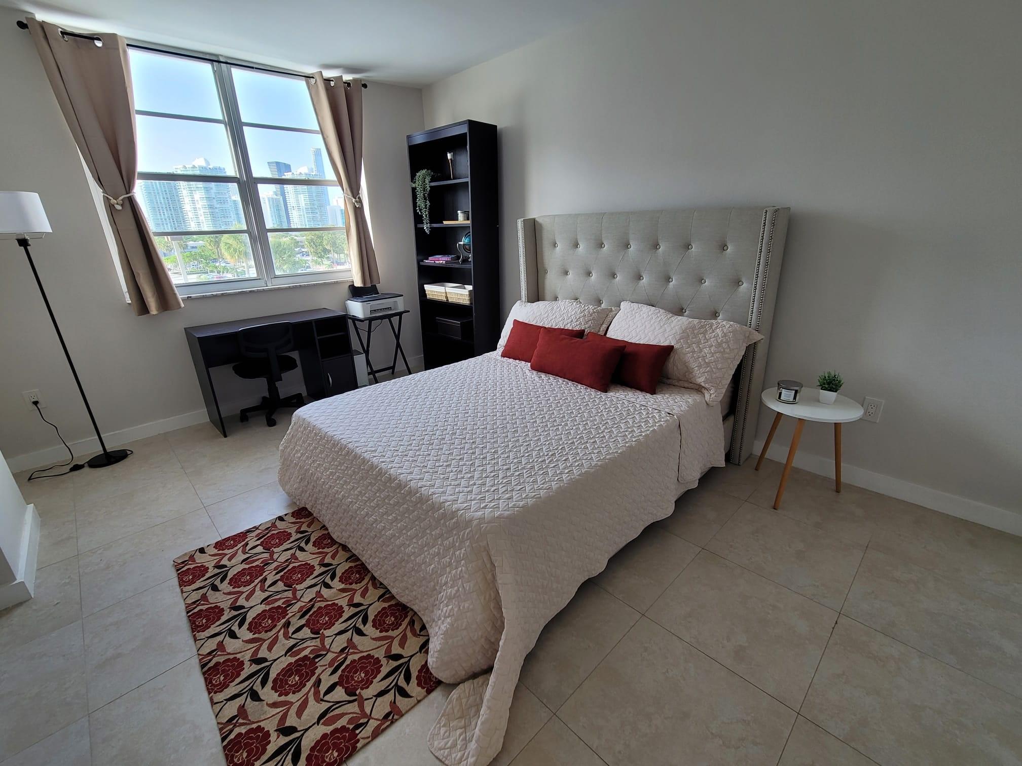 ARLEN HOUSE WEST CONDO - Residential