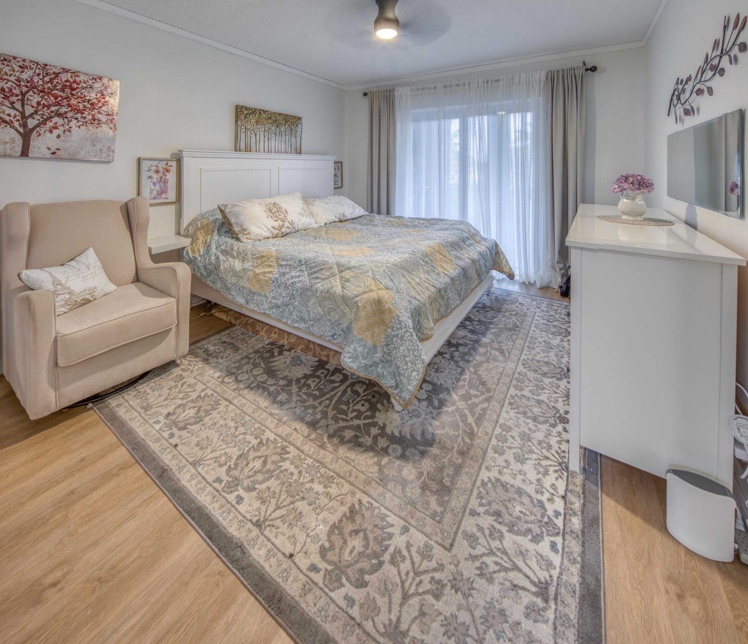 LAKE CLARKE GARDENS NO 19 COND DECL IN - Residential