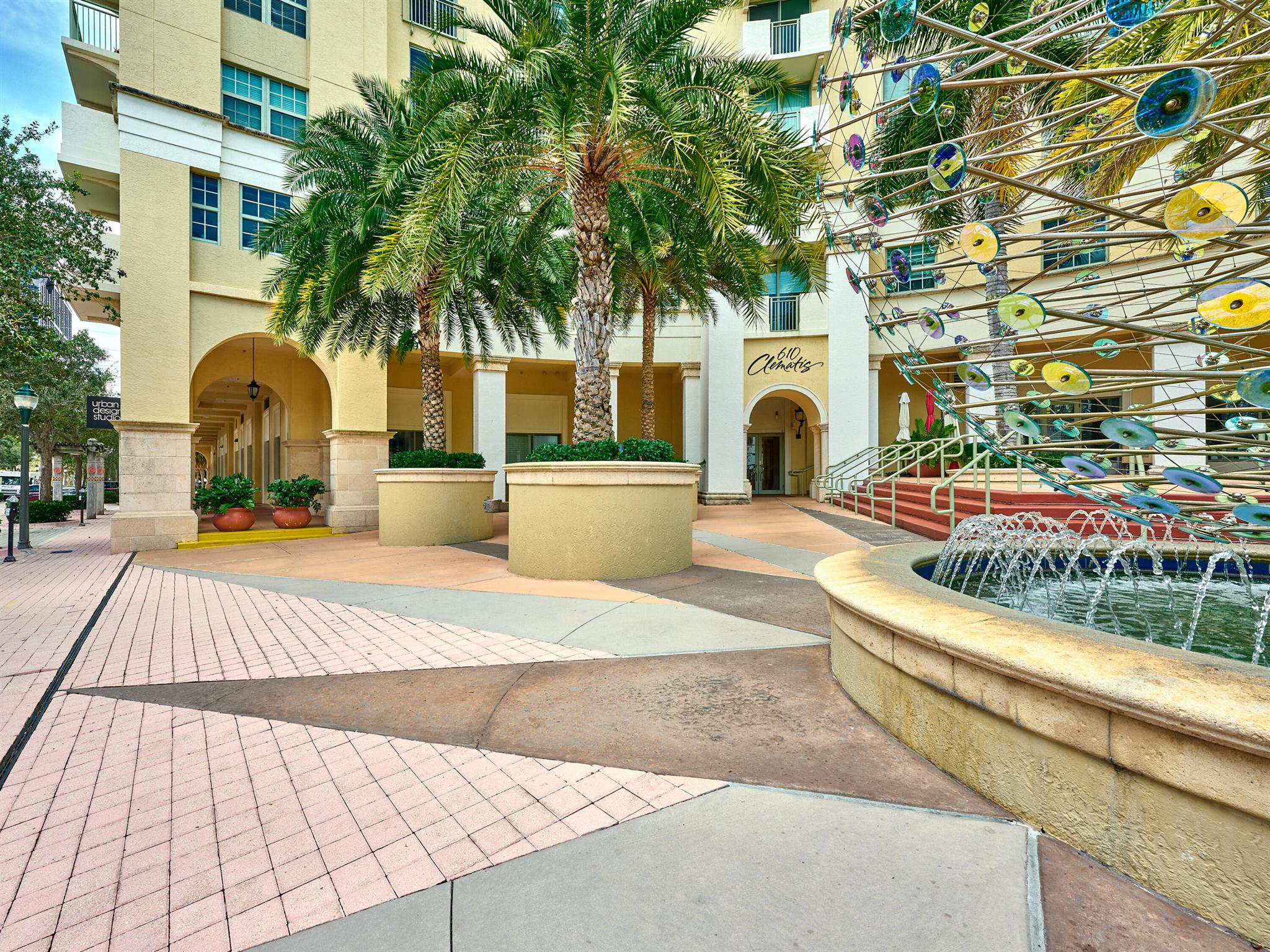 610 CLEMATIS CONDO - Residential