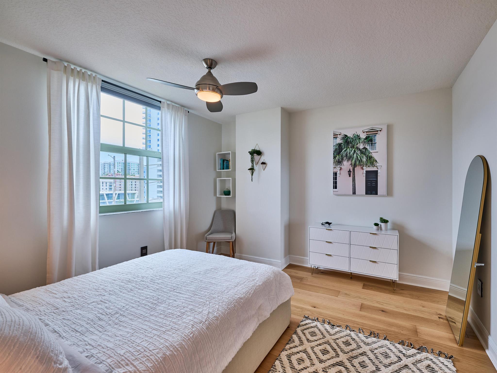 610 CLEMATIS CONDO - Residential