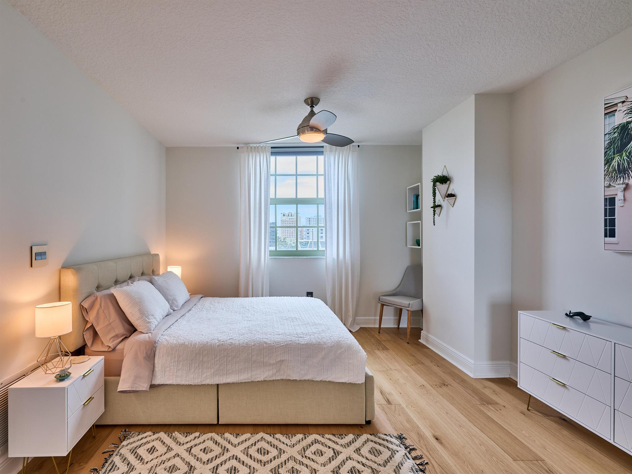 610 CLEMATIS CONDO - Residential