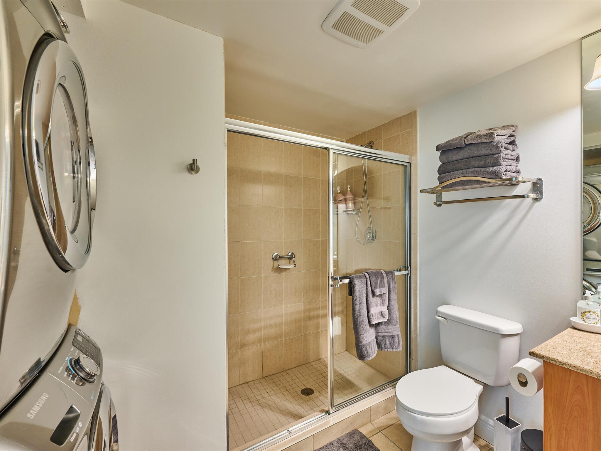 610 CLEMATIS CONDO - Residential