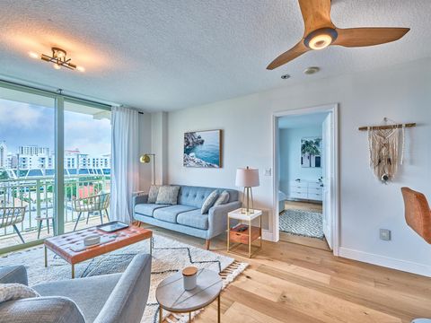 DOWNTOWN WEST PALM BEACH CONDOS FOR SALE 610 Clematis Street 522 West Palm Beach FL 33401