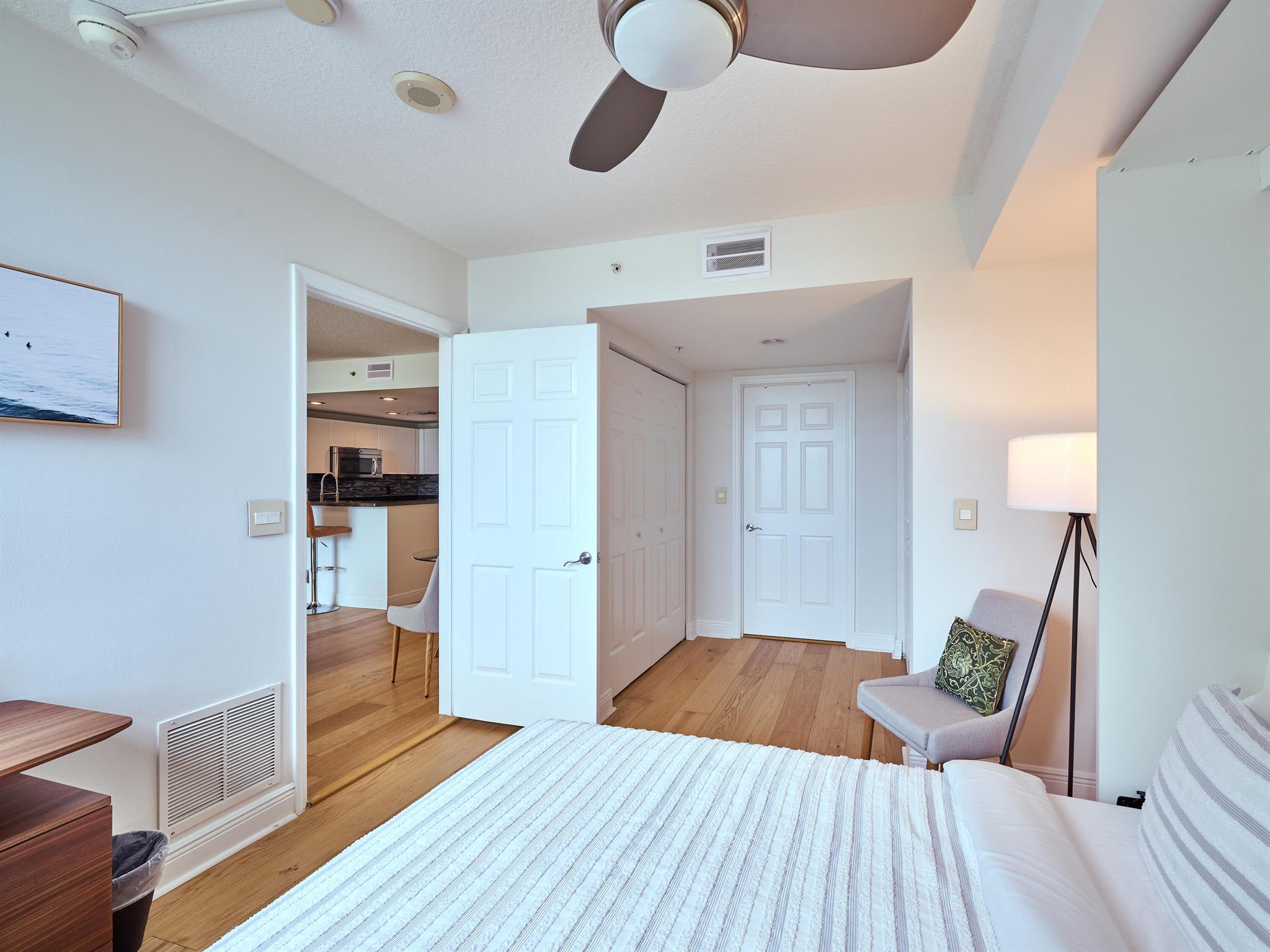 610 CLEMATIS CONDO - Residential