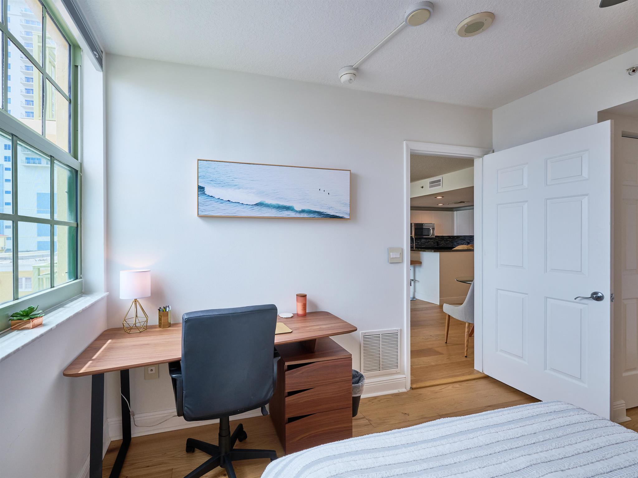 610 CLEMATIS CONDO - Residential