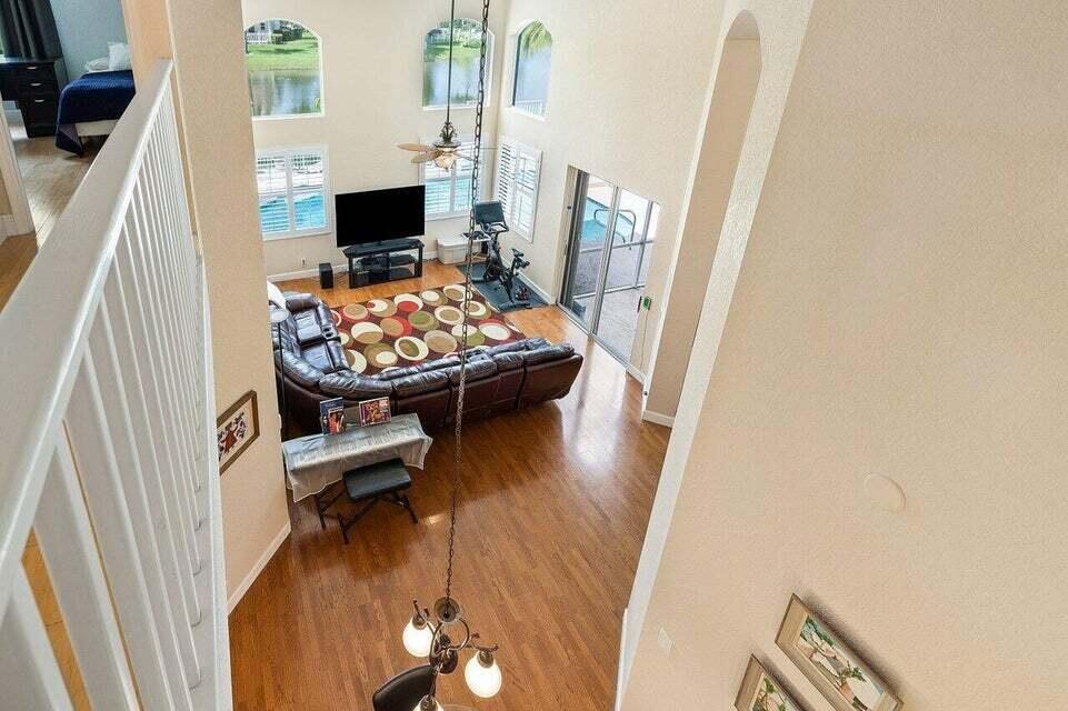 BOCA FALLS PAR J - Residential Lease