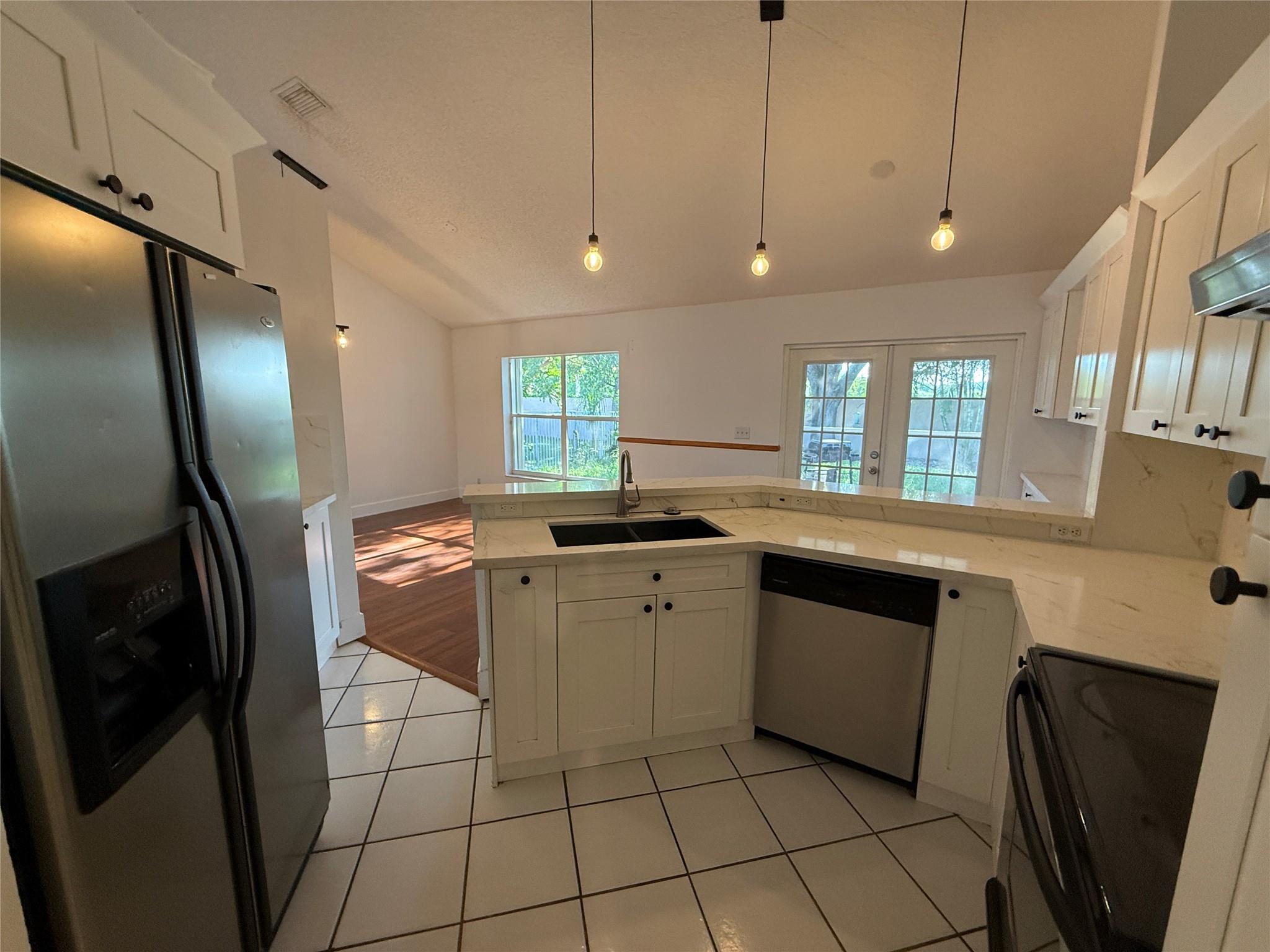 Embassy Lakes - Residential Lease