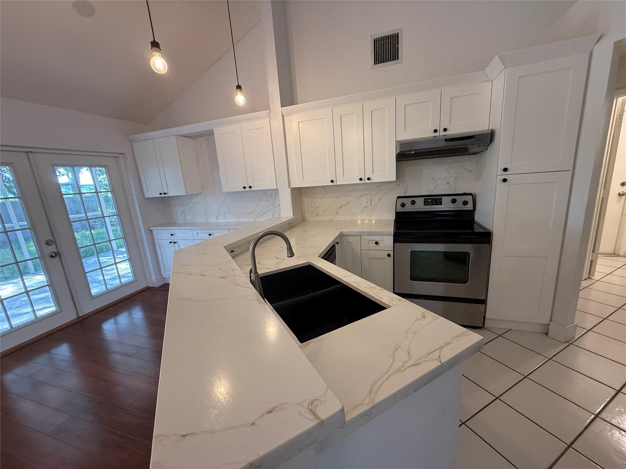 Embassy Lakes - Residential Lease