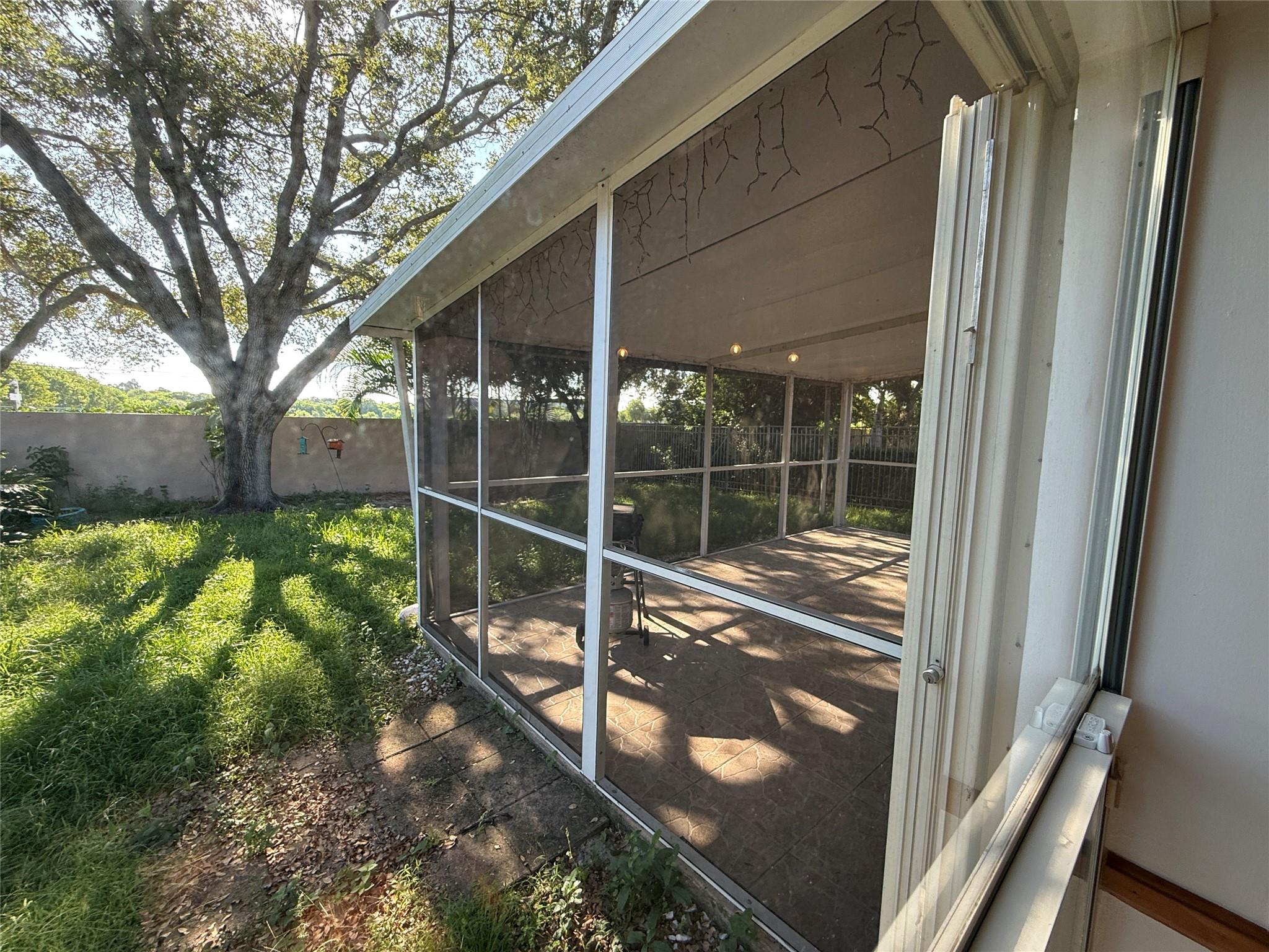 Embassy Lakes - Residential Lease