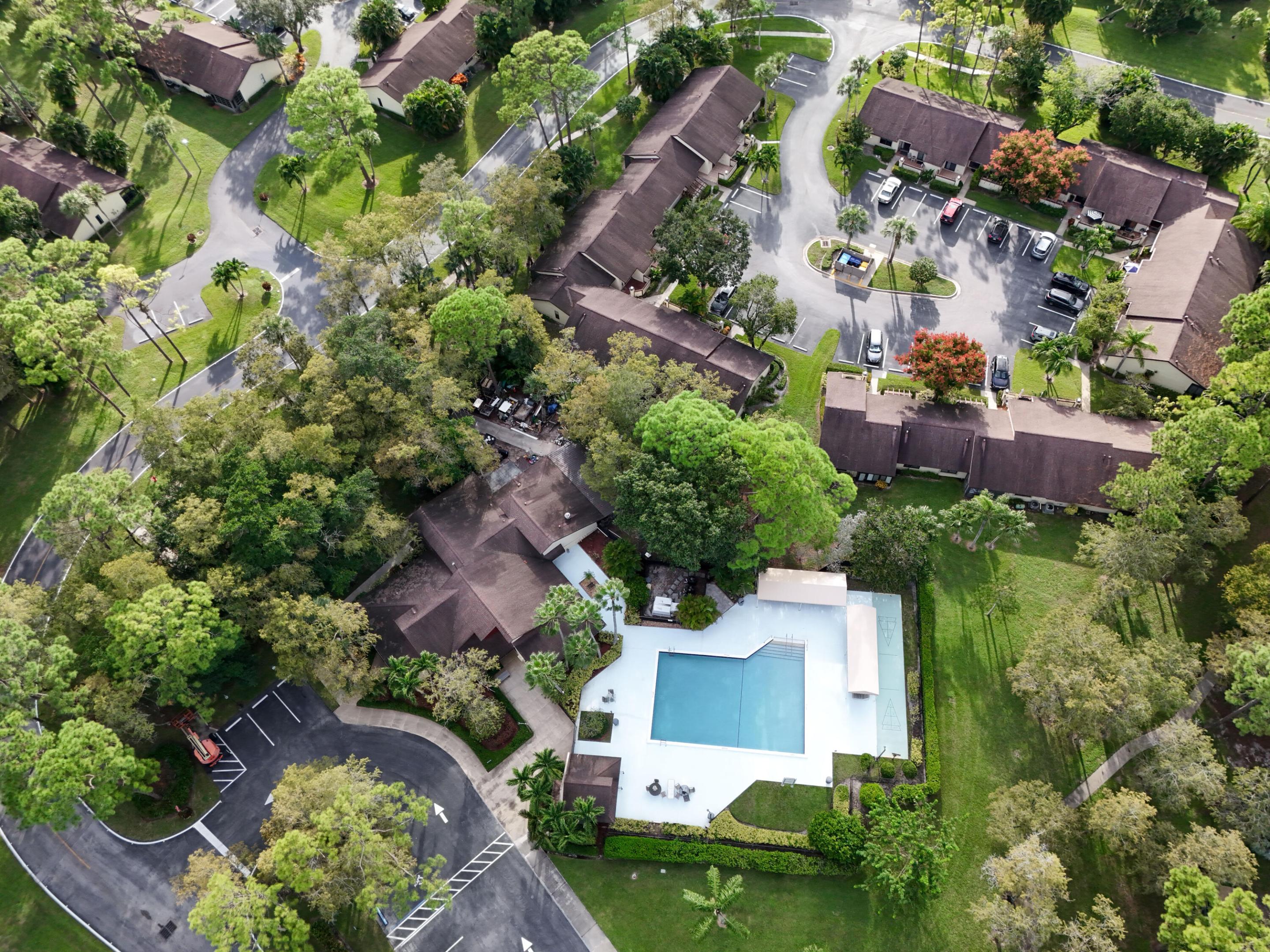 STRATHMORE GATE I UNIT ONE - Residential