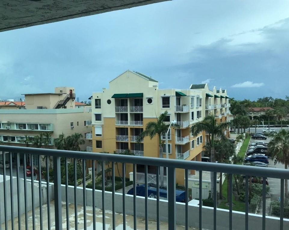 2655 Collins Avenue 602