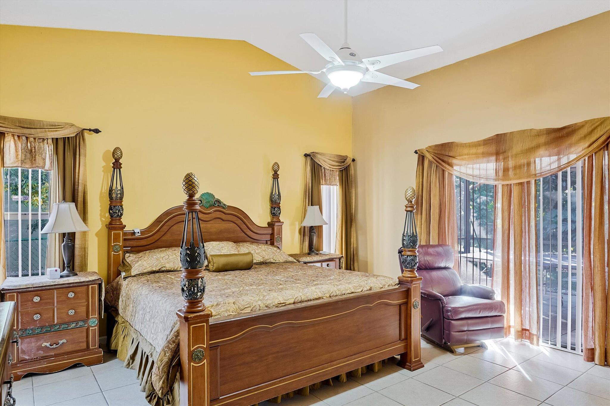 SUGAR POND MANOR OF WELLI - Residential Lease