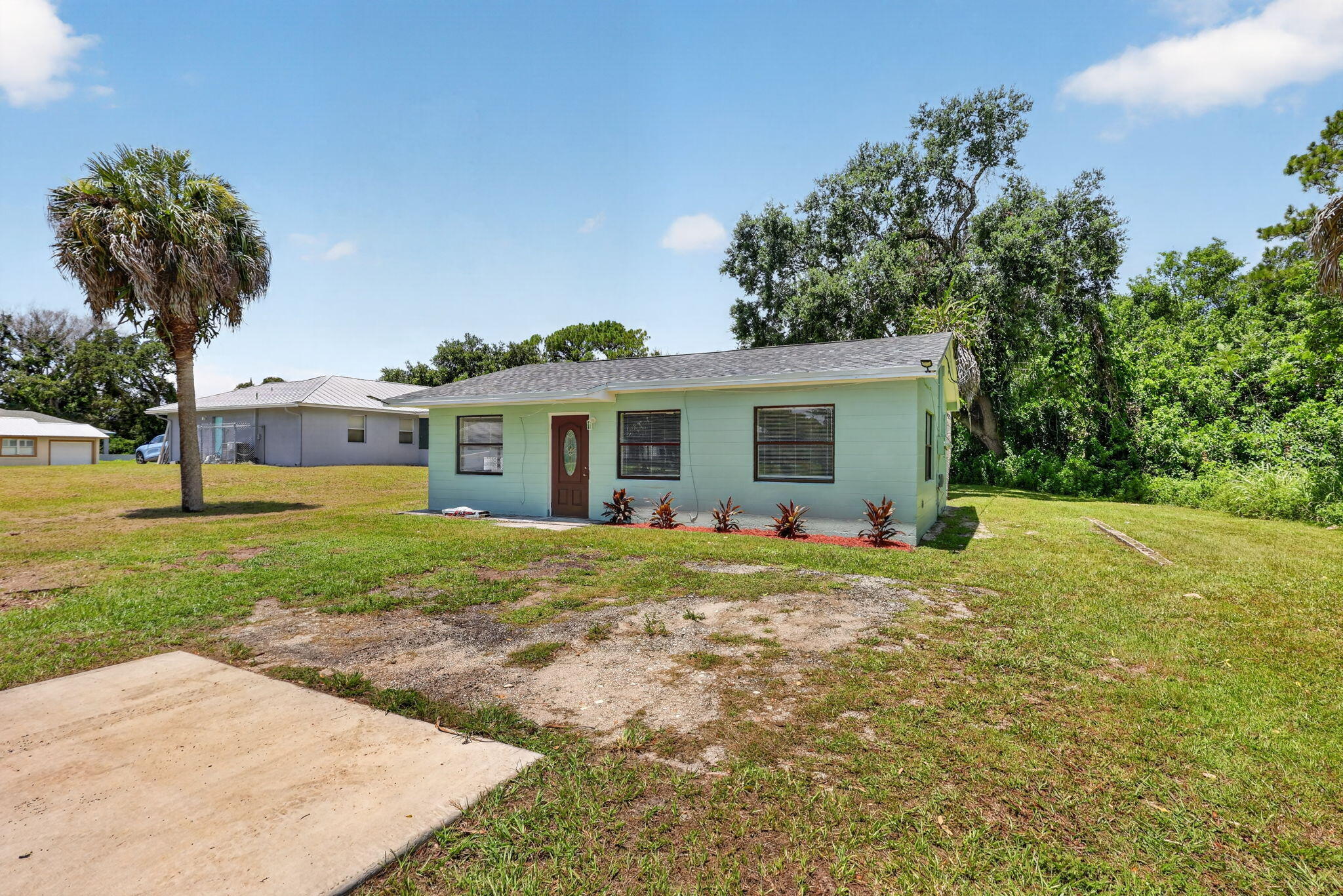 2205 N 44TH Street