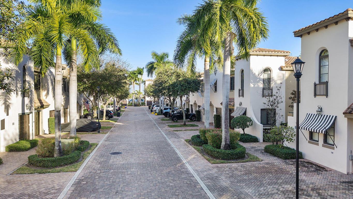 VILLAGIO DEL MAR - Residential