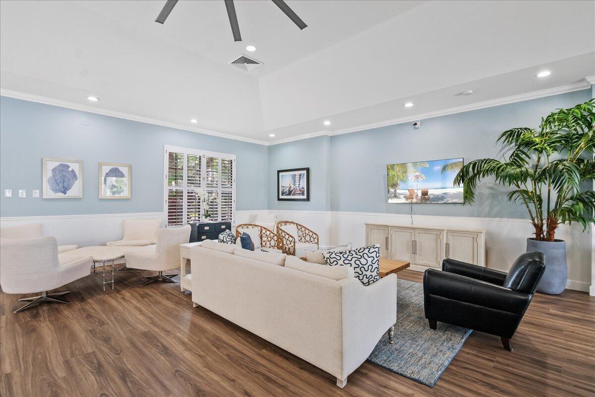 MARINERS COVE 1 - Residential Lease