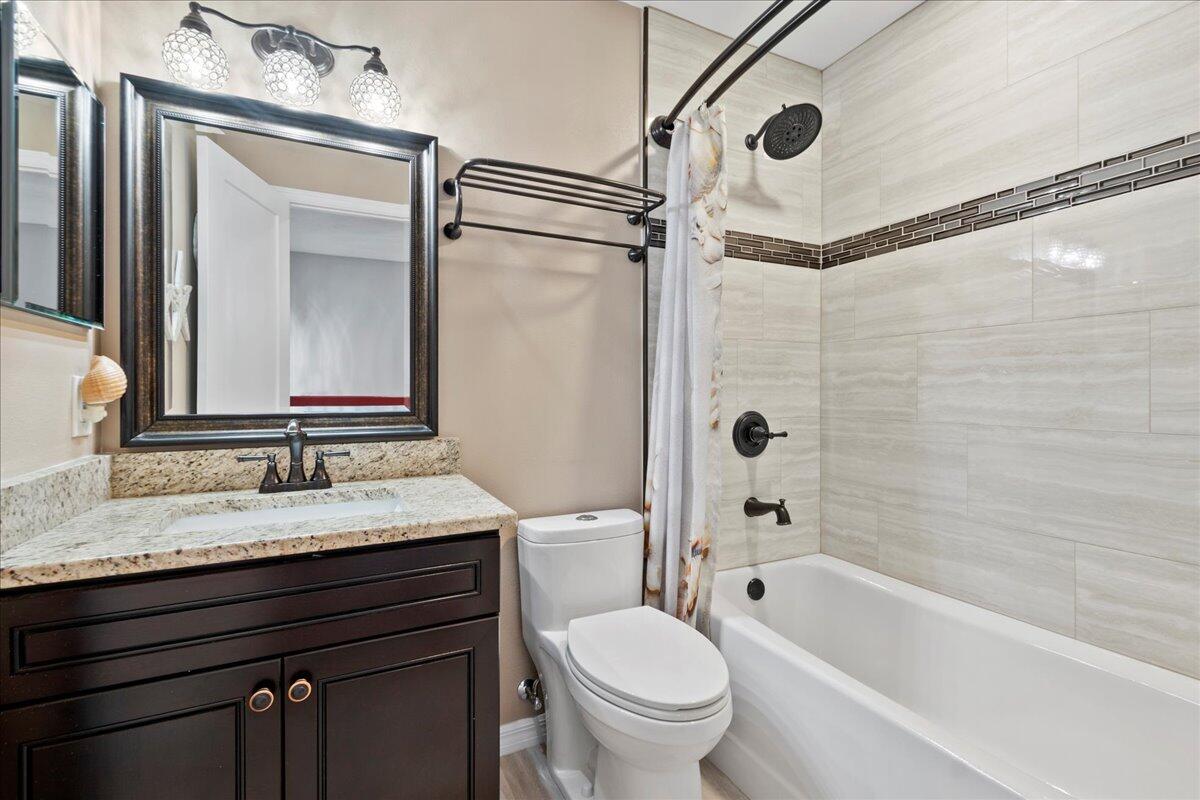 MARINERS COVE 1 - Residential Lease