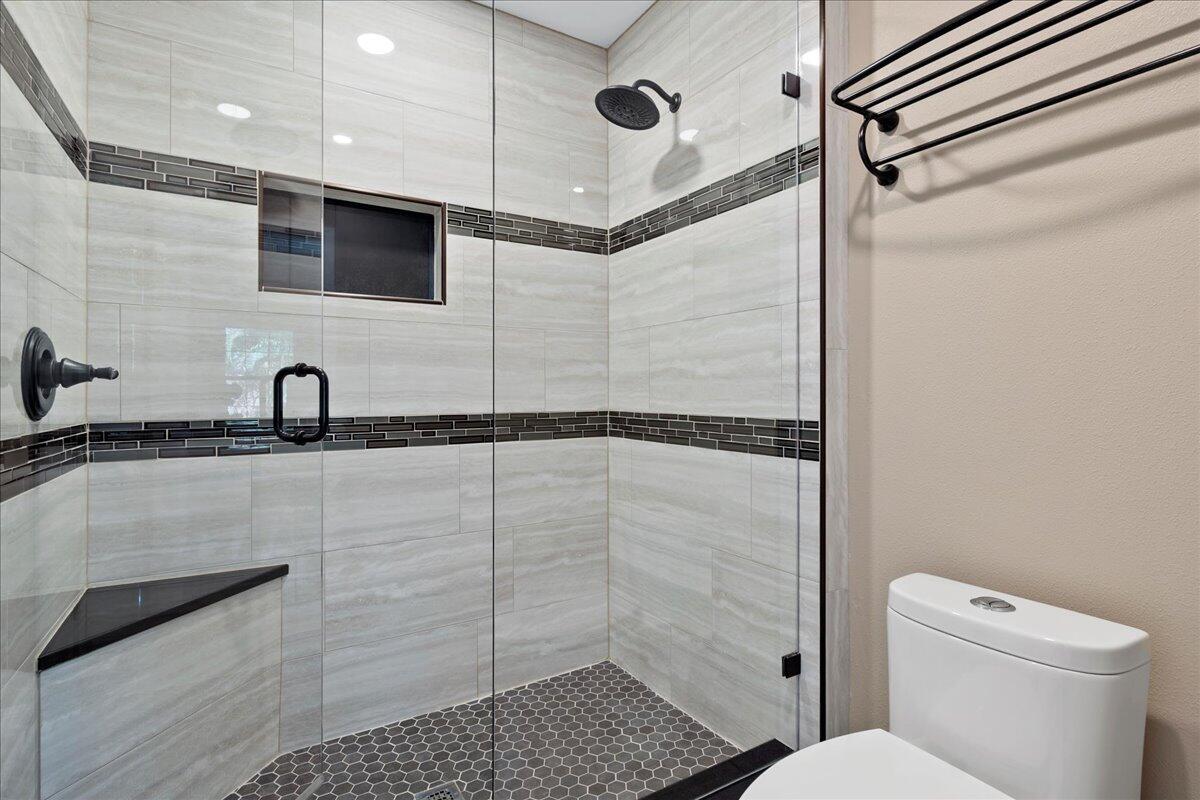 MARINERS COVE 1 - Residential Lease