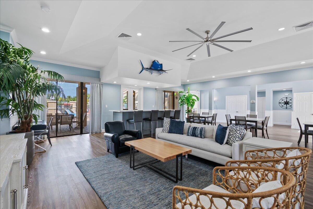 MARINERS COVE 1 - Residential Lease