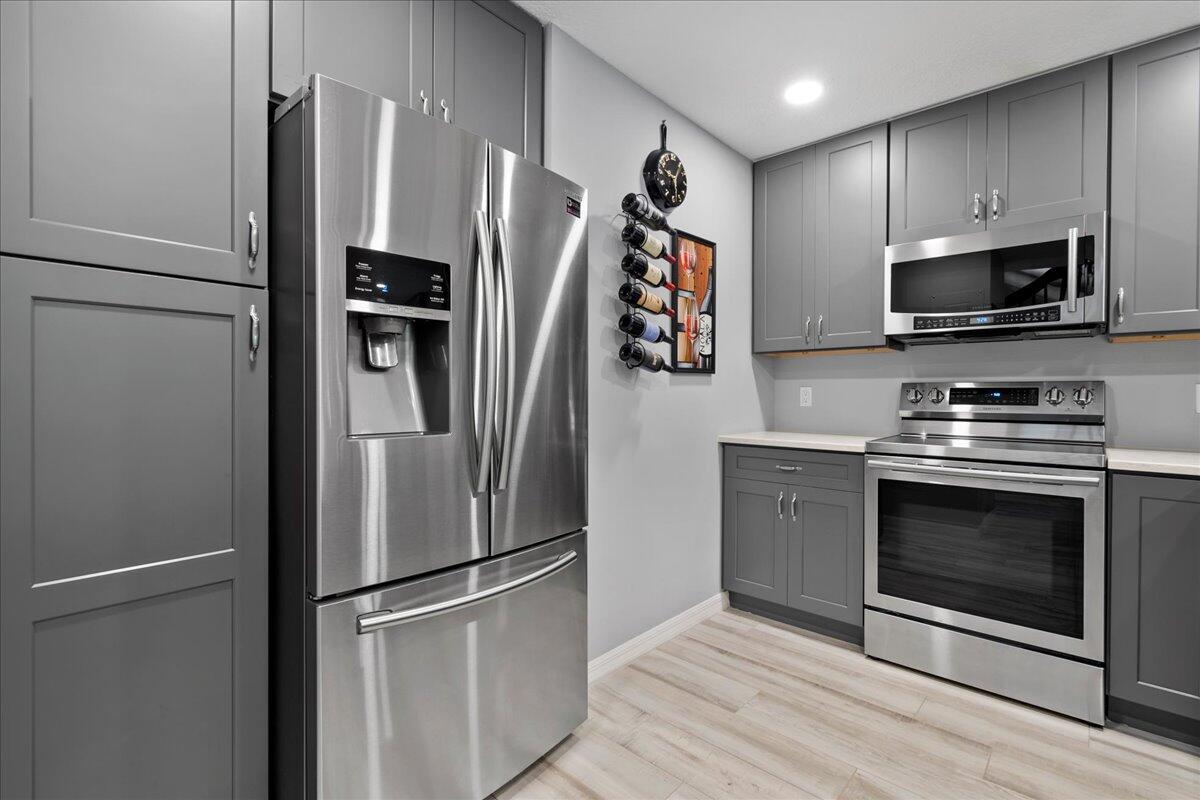 MARINERS COVE 1 - Residential Lease
