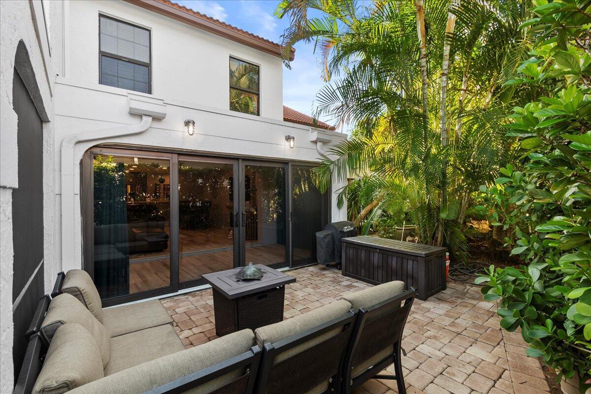 MARINERS COVE 1 - Residential Lease