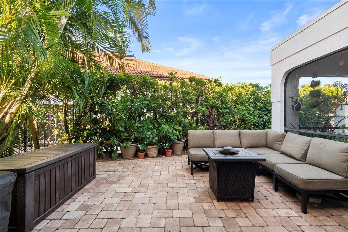 MARINERS COVE 1 - Residential Lease
