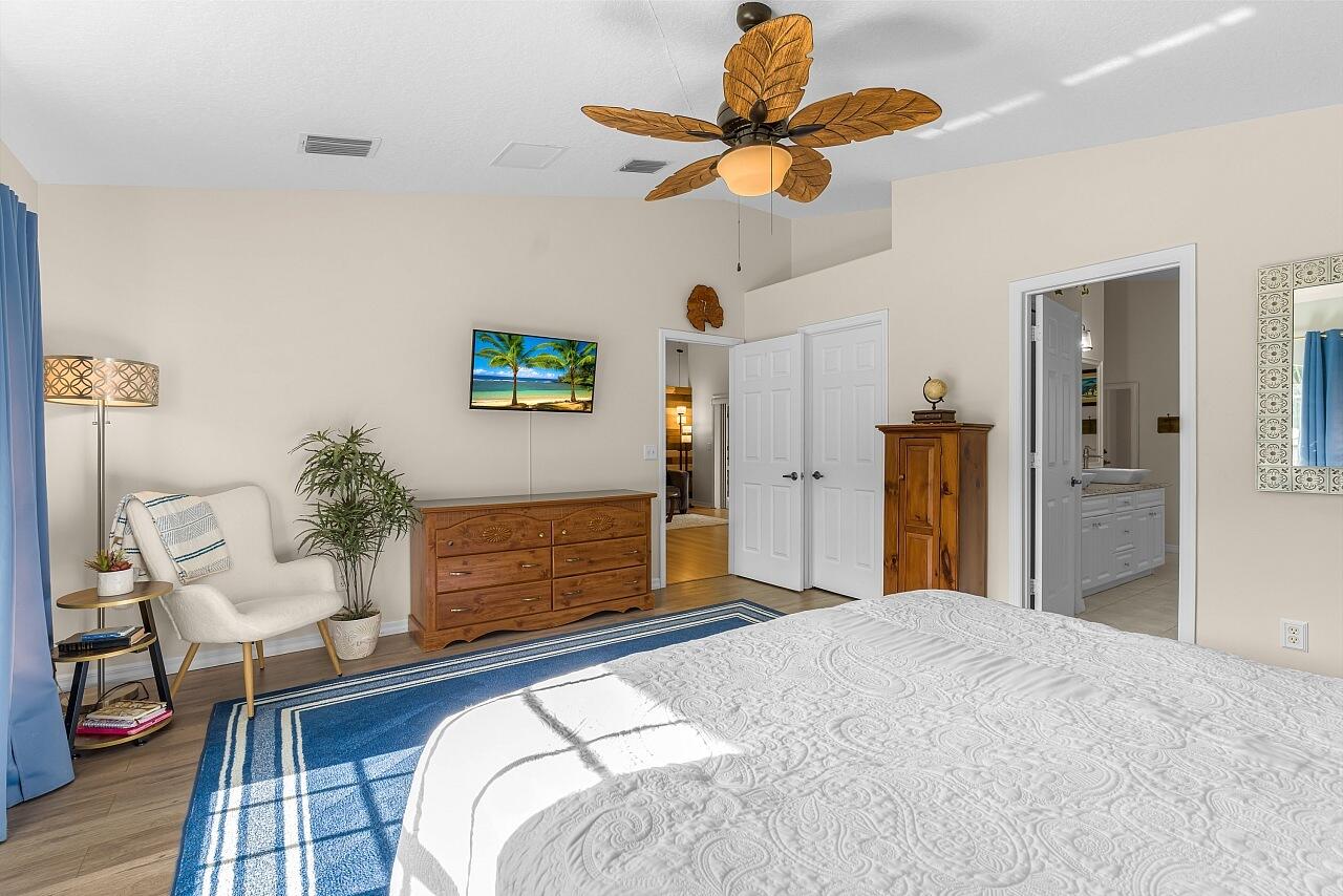 VERO LAKE ESTATES UNIT A - Residential