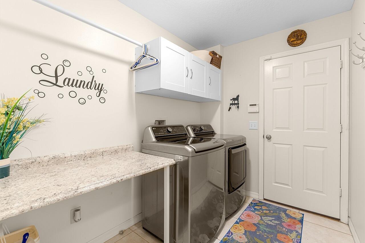 VERO LAKE ESTATES UNIT A - Residential