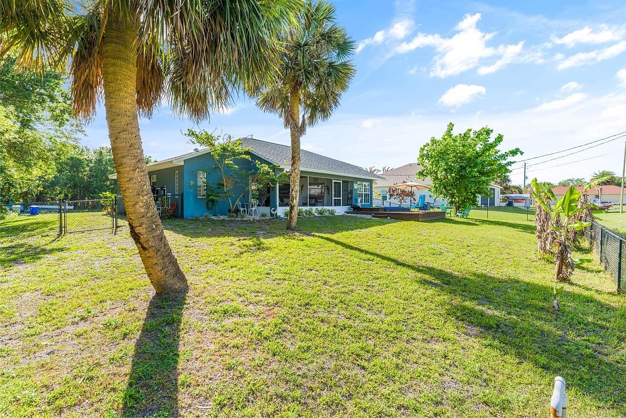 VERO LAKE ESTATES UNIT A - Residential