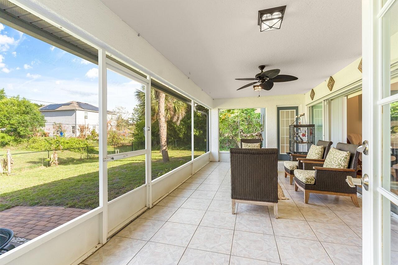 VERO LAKE ESTATES UNIT A - Residential