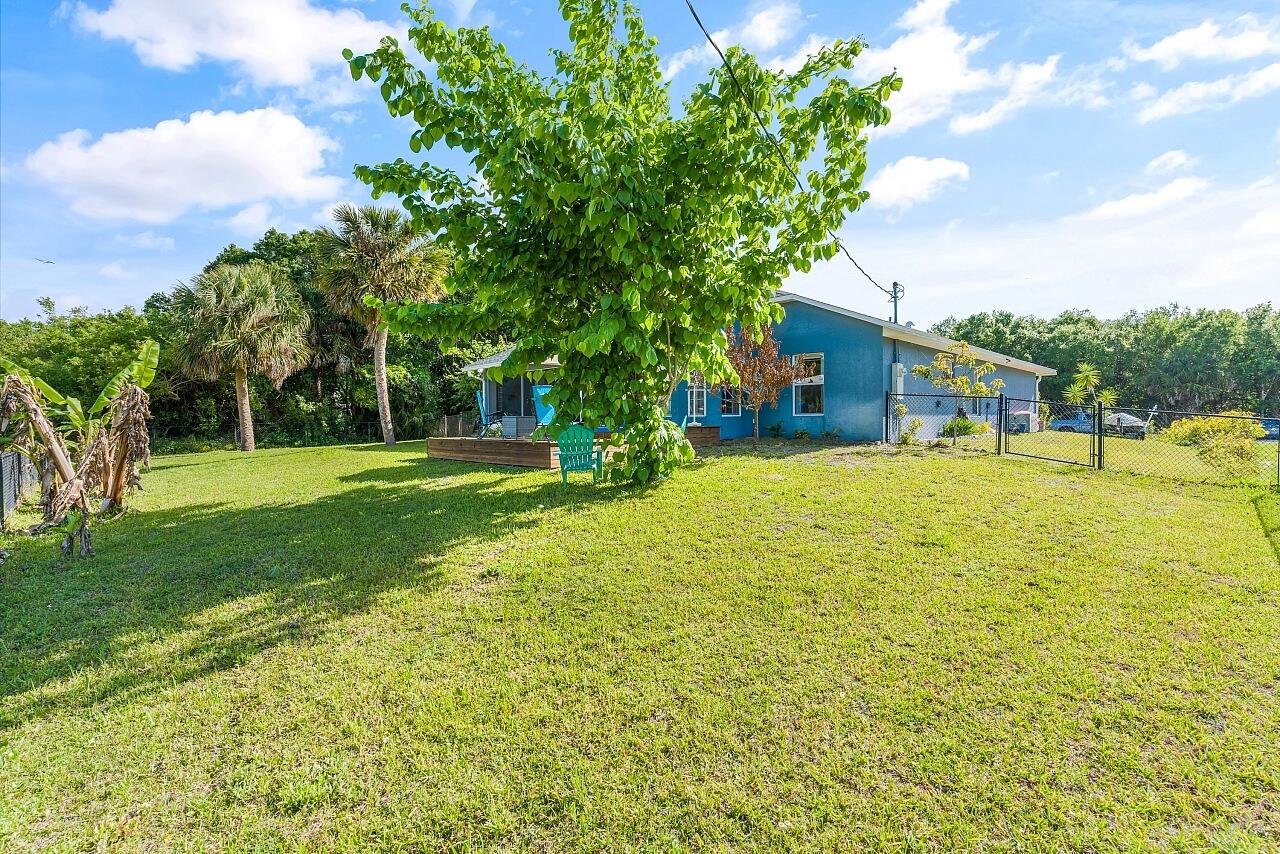 VERO LAKE ESTATES UNIT A - Residential