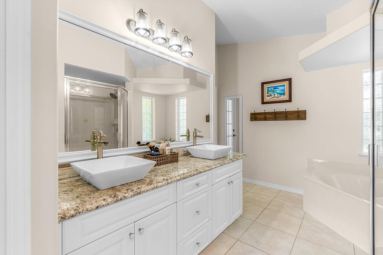 VERO LAKE ESTATES UNIT A - Residential