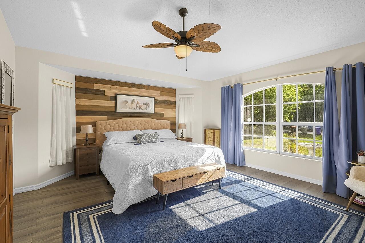 VERO LAKE ESTATES UNIT A - Residential