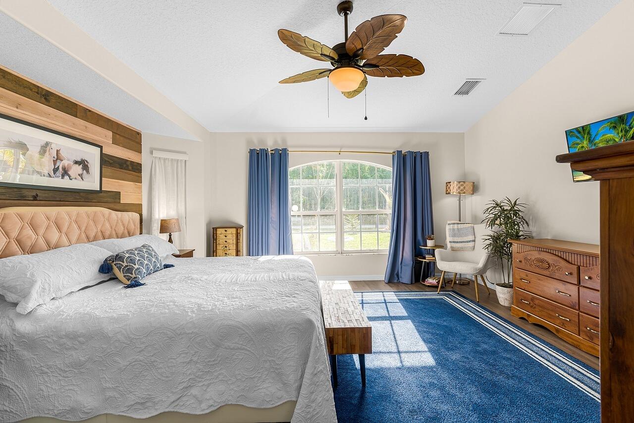 VERO LAKE ESTATES UNIT A - Residential