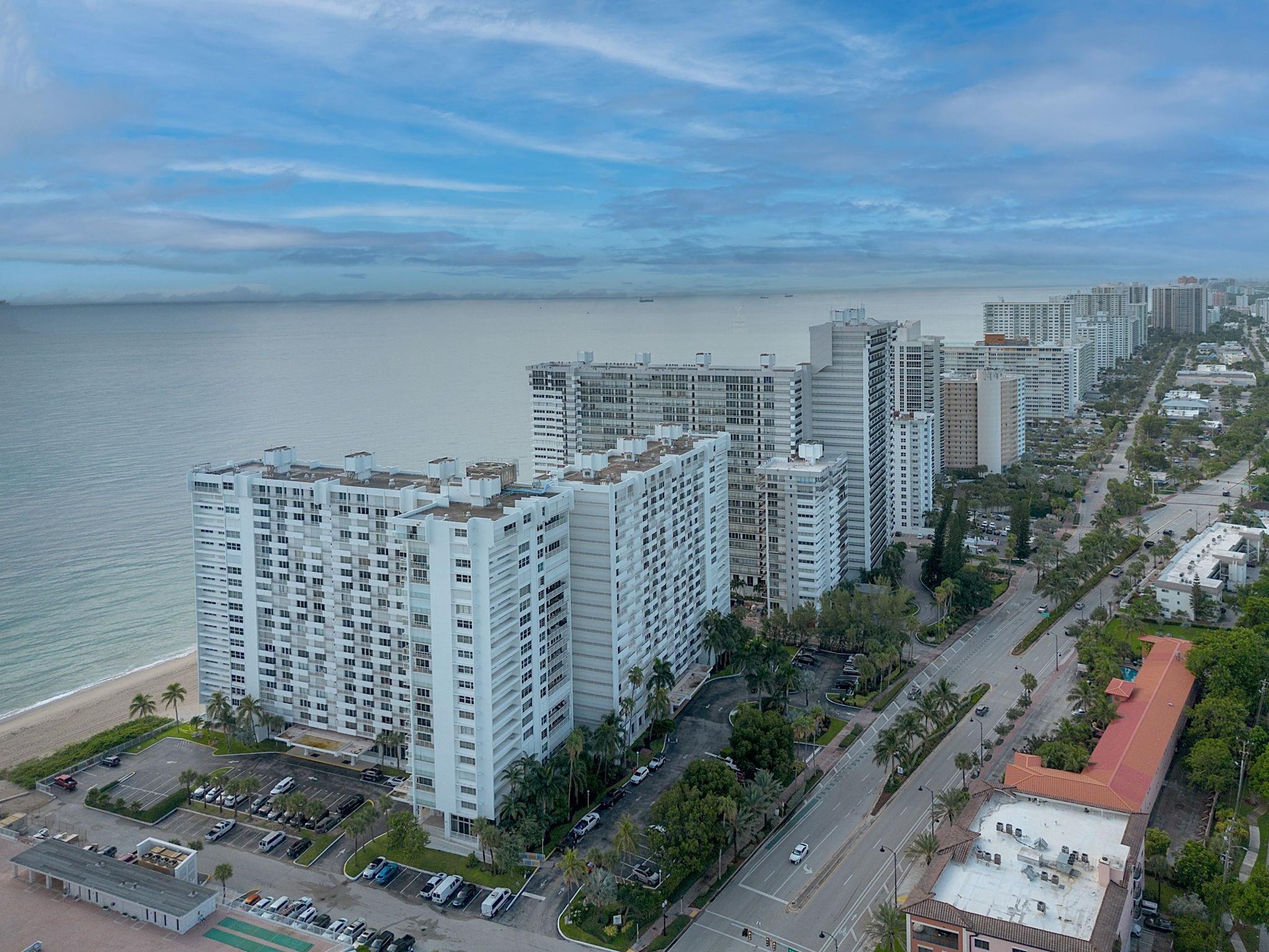 4300 N Ocean Blvd 15J