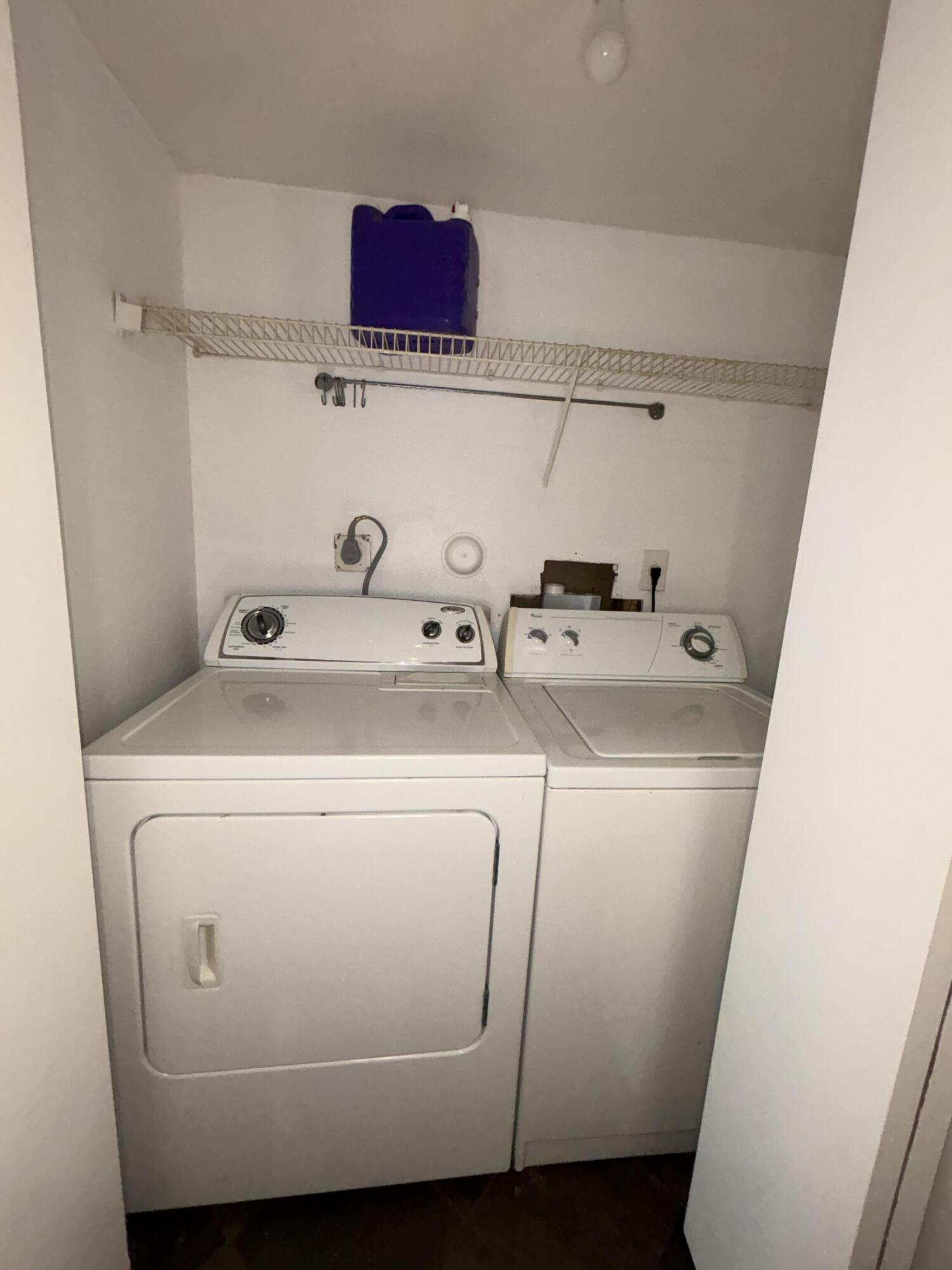 Sailboat Pointe Condos - Residential Lease