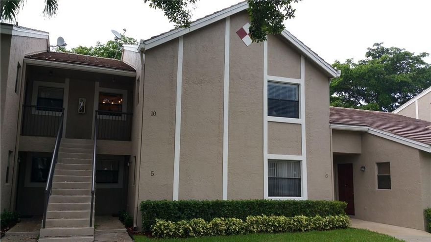 Spacious 1st floor condo with 2 bedrooms and 2 bathrooms. Well kept. Lovely kitchen. Large bedrooms. Nice sized living area. All of this within a very nice community. Ideal location close to shopping, dining, and schools. The amenity rich city of Coral Springs awaits you!